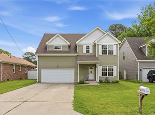 1302 Hawthorne Dr #A, Chesapeake, VA 23325