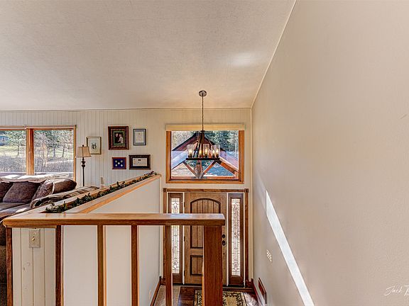 5th image of 60 Pinecrest Rd