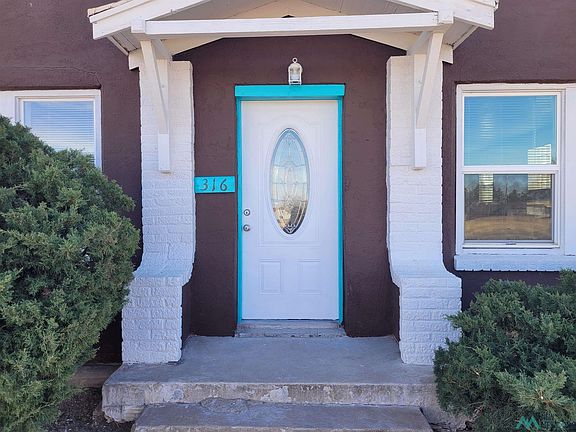 2nd image of 316 Main St
