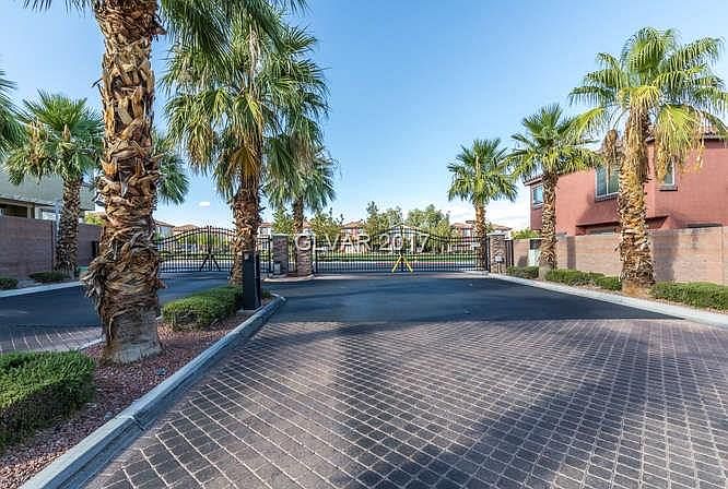 1st image of 8904 Brentwood Grove Ct
