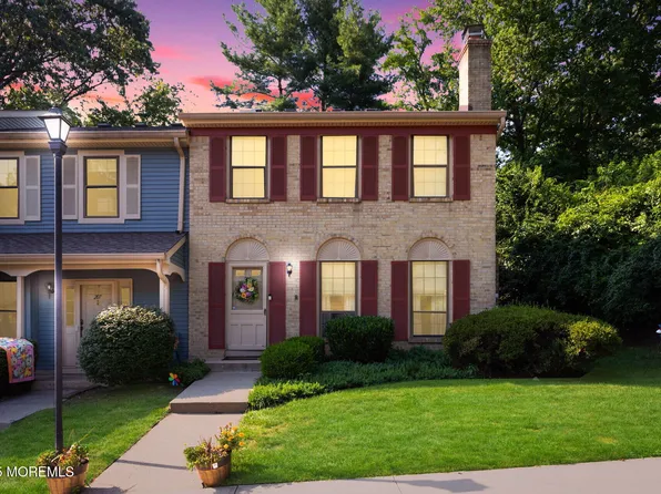 208 Haverford Court, Aberdeen, NJ 07747