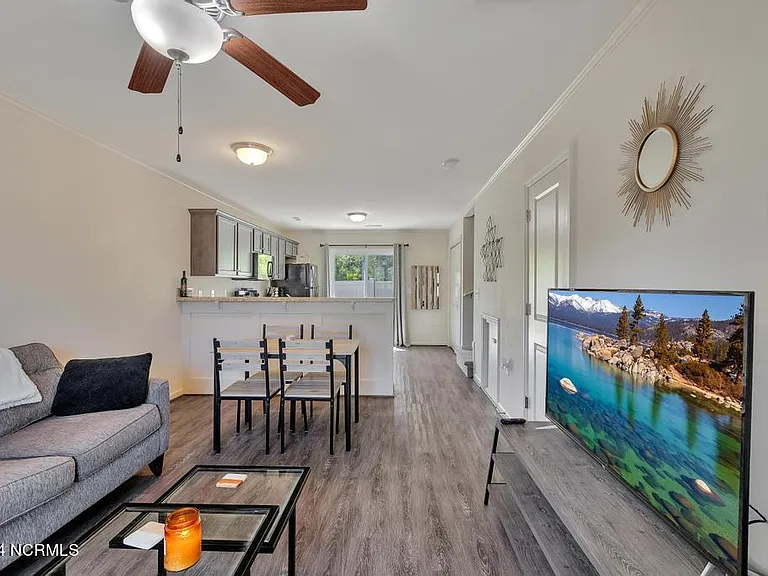 445 Sullivan Loop Rd — Photo 3