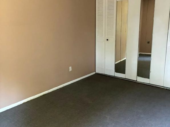 553 Ashland Ave APT F