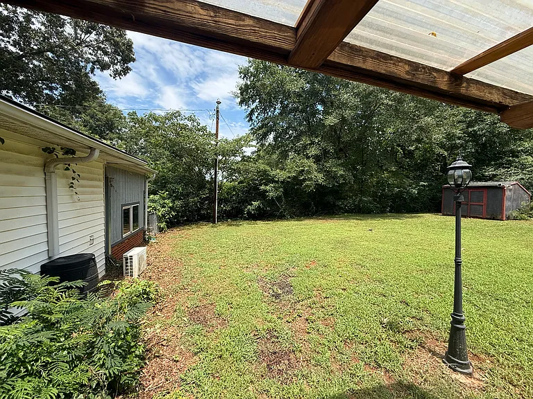 106 Brookwood Dr — Photo 23