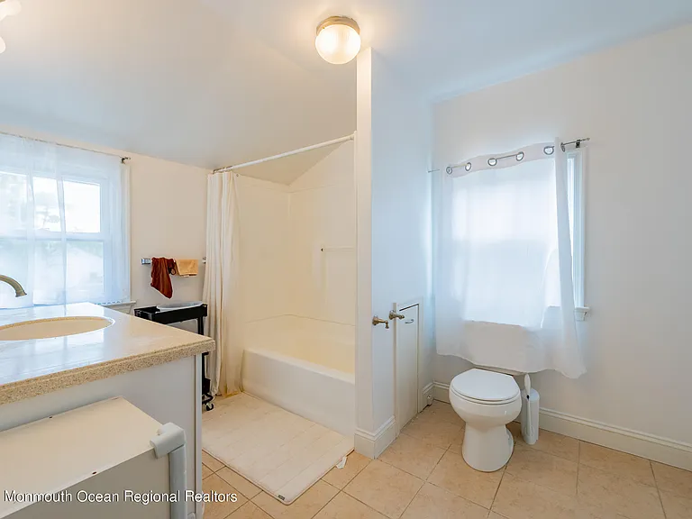 203 Bridge Ave — Photo 16