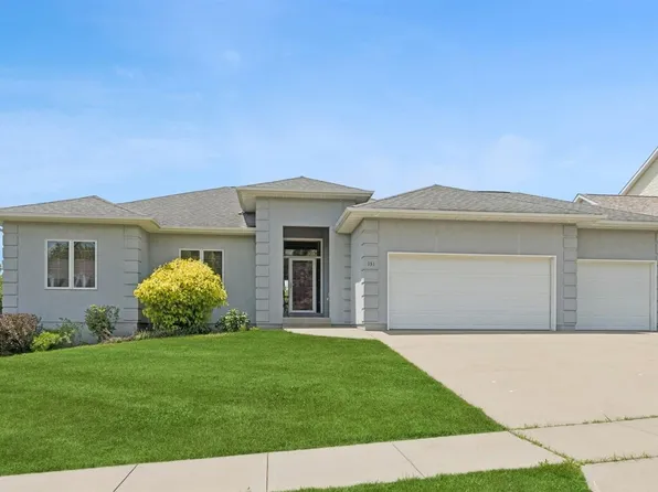 931 Tamarack Trl, Iowa City, IA 52245