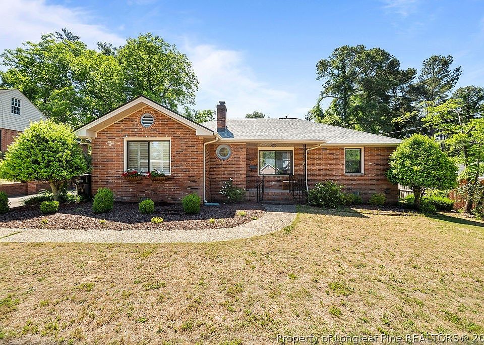 1st image of 519 Vista Dr