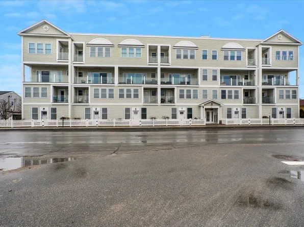 33 Ocean Boulevard #3, Hampton, NH 03842