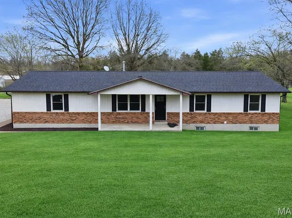 31857 Cedar Trl, Warrenton, MO 63383