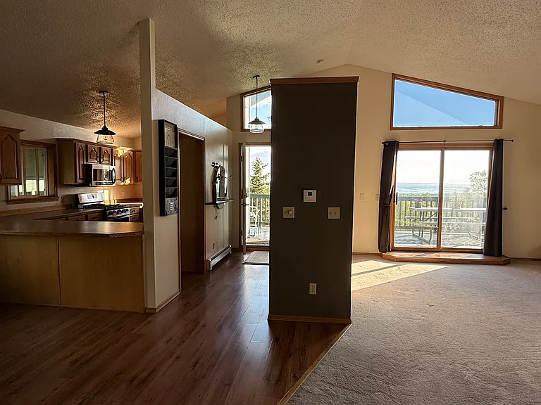 4945 De Armoun Rd — Photo 2
