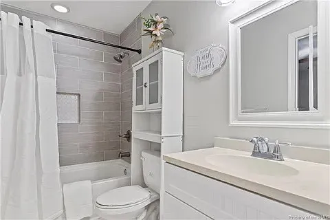 6195 Richmond Rd — Photo 15