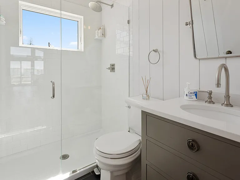 108 Old West Lake Dr — Photo 13