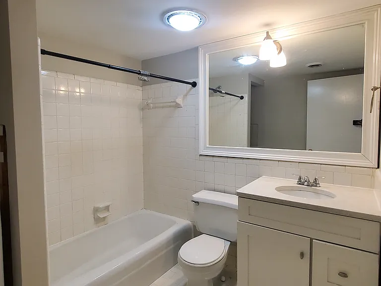 57 Hanover Cir S #222 — Photo 7
