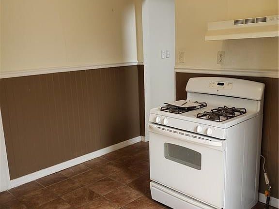 3rd image of 4444 S Salina St
