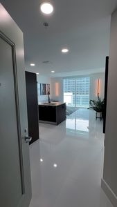 1900 N Bayshore Dr APT 4207, Miami, FL, 33132
