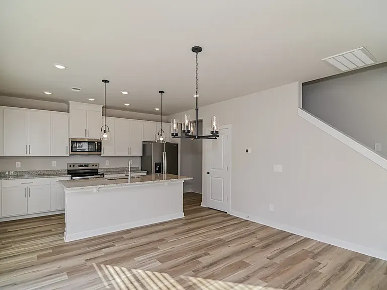 1333 Bluffton Cir — Photo 3
