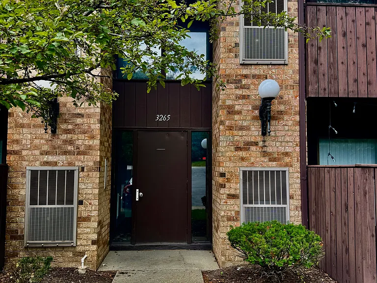 3265 Mayfield Rd #31A — Photo 1