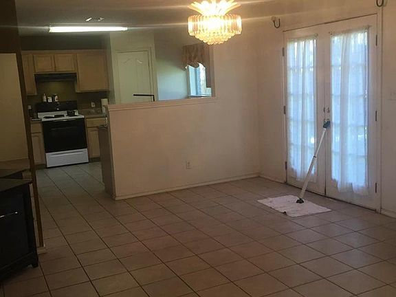 5th image of 14039 Mabry St