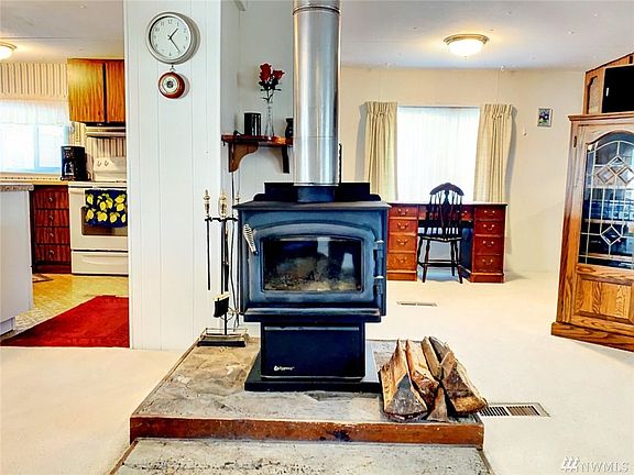 3rd image of 1111 Archwood Dr SW Unit 320