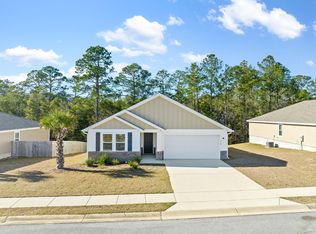 462 Whispering Creek Ave, Freeport, FL 32439