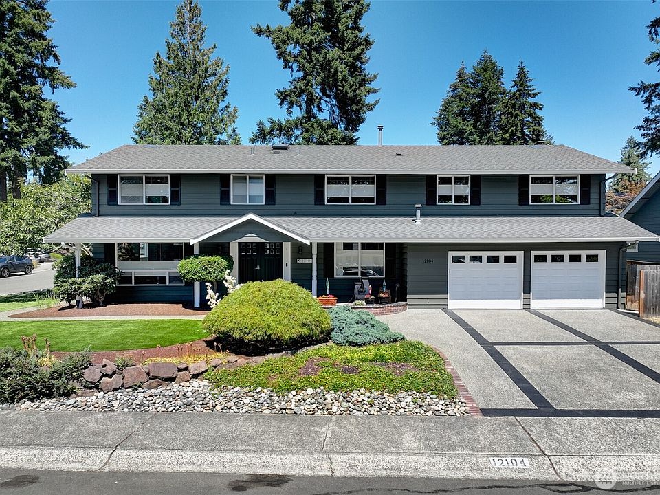 1st image of 12104 NE 141st Street