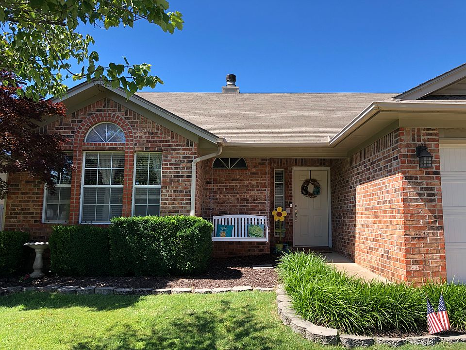 1st image of 3909 W Beechwood Dr
