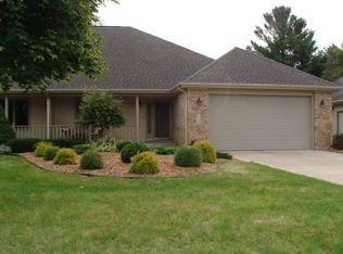 6116 Thornberry Ct #13, Midland, MI 48640