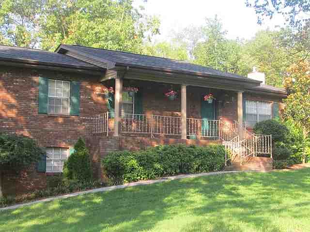1st image of 866 Whisperwood Trl NE