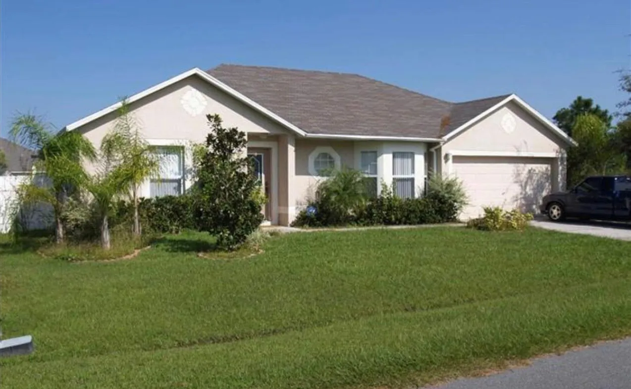 Canterbury Ct, Kissimmee — Photo 1