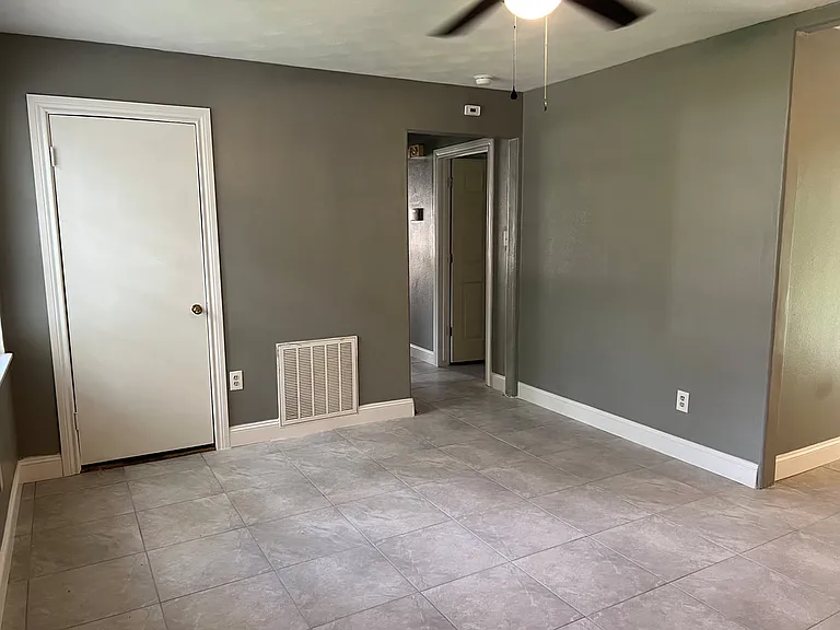 9175 Gardner St — Photo 9