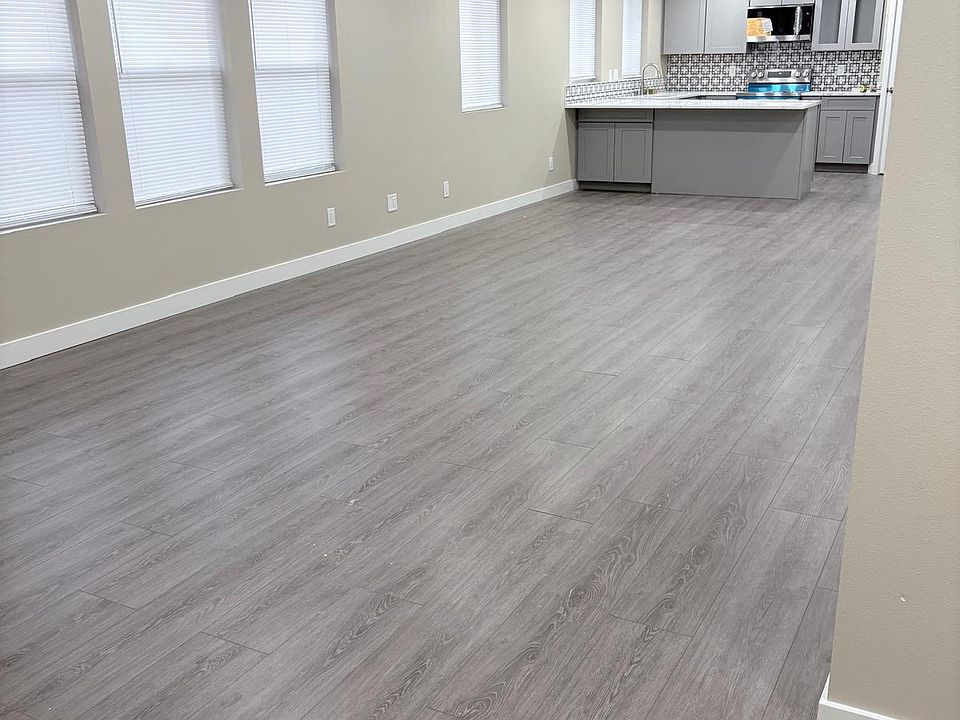 1st image of 6801 Lombard Ave #B