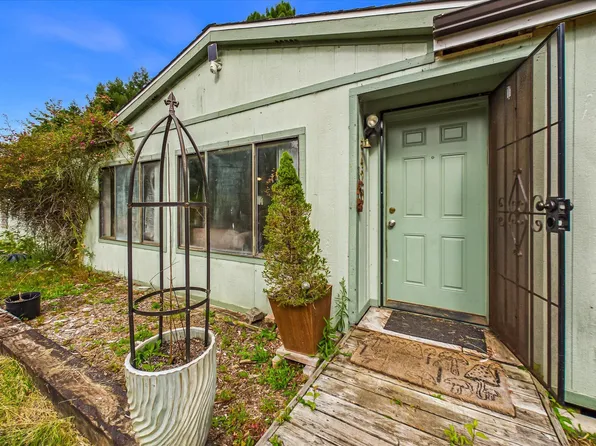 420 Hidden Valley Rd, Bayside, CA 95524