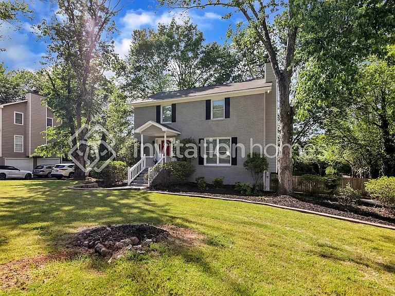 4877 Hawk Trl NE — Photo 1