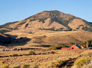 5601 Farley Rd, Ironside, OR 97908