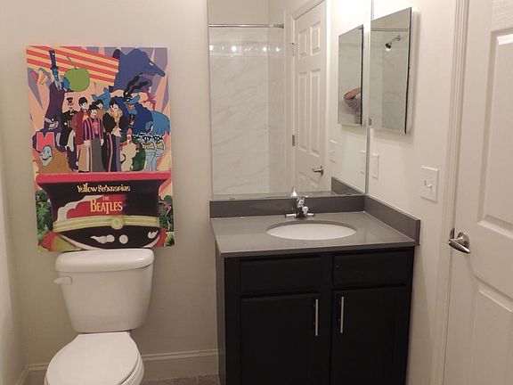 5th image of 25 Senate Pl APT 404