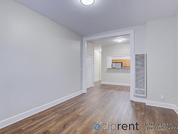 2nd image of 1015 Fell St Unit B