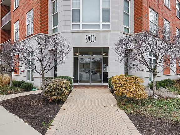 4th image of 900 Lee St Unit 506