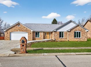 620 Hamlet Dr, Avon, IN