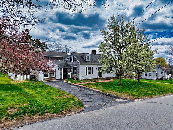 2nd image of 86 Shipyard Ln