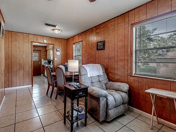 3rd image of 116 McAdams Ln #C