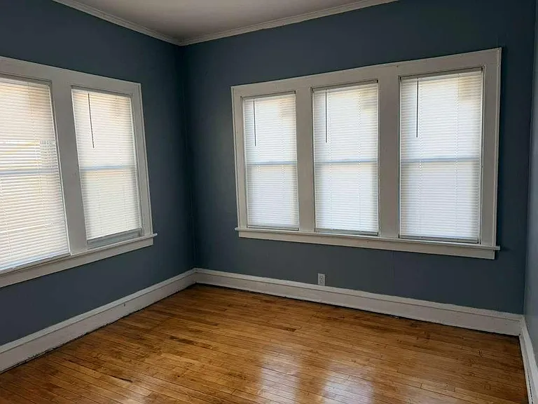 Unit Photo