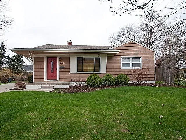 1021 Bruce St photo 1