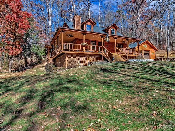 3rd image of 131 Junaluska Oaks Dr