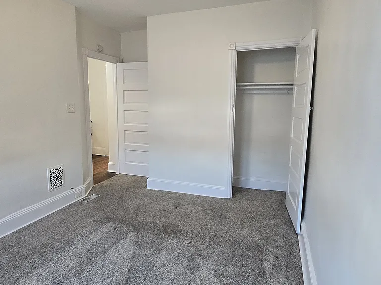 34 Maple St — Photo 16
