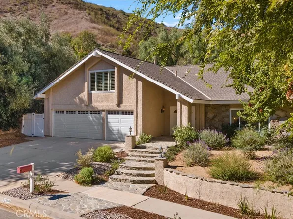 27049 Esward Dr, Calabasas, CA 91301