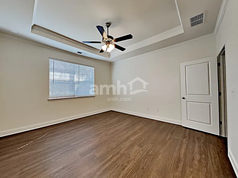2447 Napa Valley Dr — Photo 11