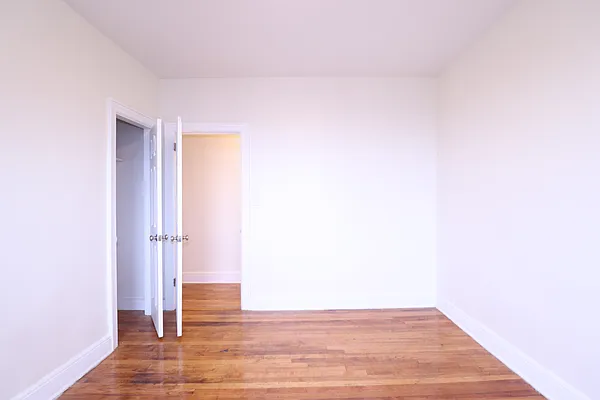 Rented by A&E Real Estate Management | media 9