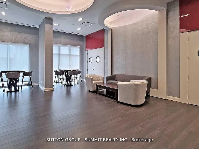 30 Meadowglen Pl #313 — Photo 30