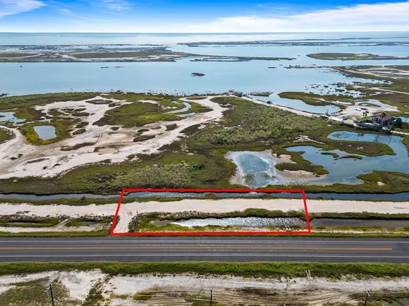 3326 Highway 35 Byp S, Rockport, TX 78382