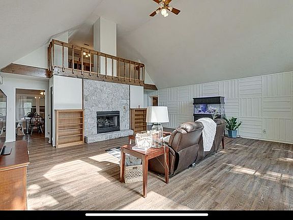 5th image of 8703 Brow Lake Rd